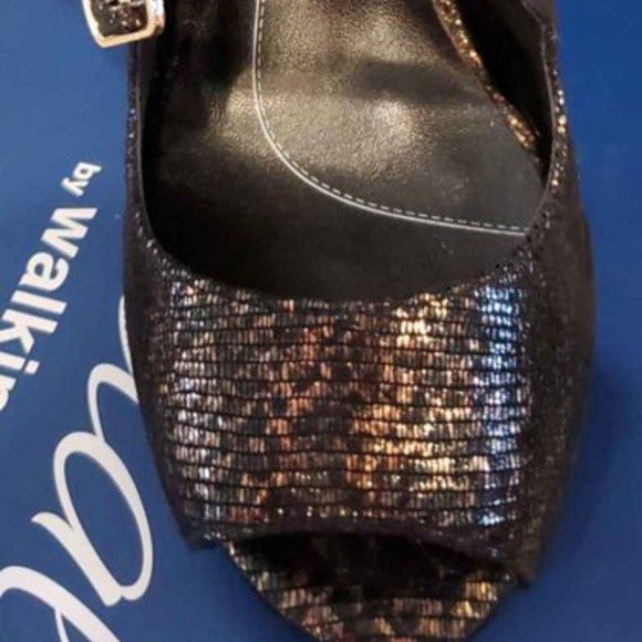 NWB Walking Cradles LEXI $50 - Picture 3 of 3